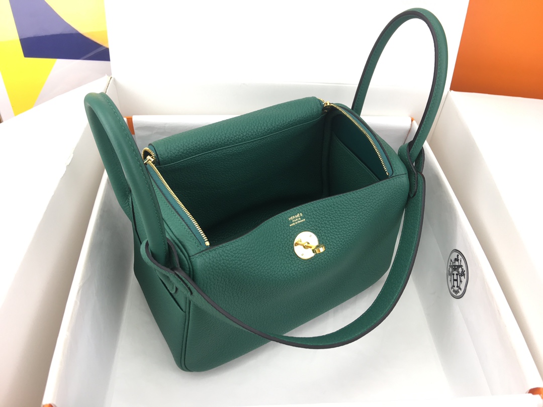 Hermes Lindy 30cm Handbag Shoulder Bag In Vert Vertigo Clemence Leather